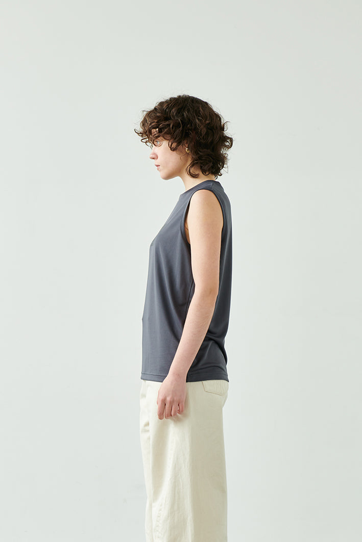 Coming Soon..  <br>   Q.D. SLEEVELESS TOP WAVY / MIL24SCS3409