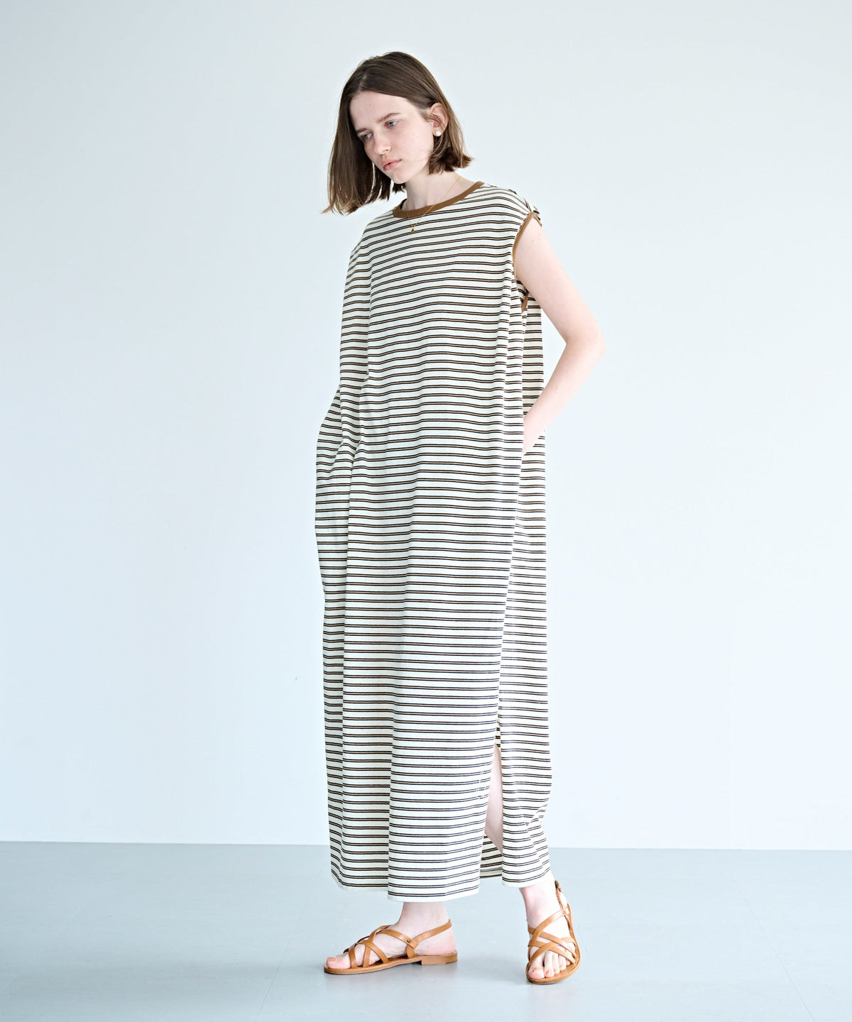 MULTI STRIPED DRESS / MIL26HOP3104