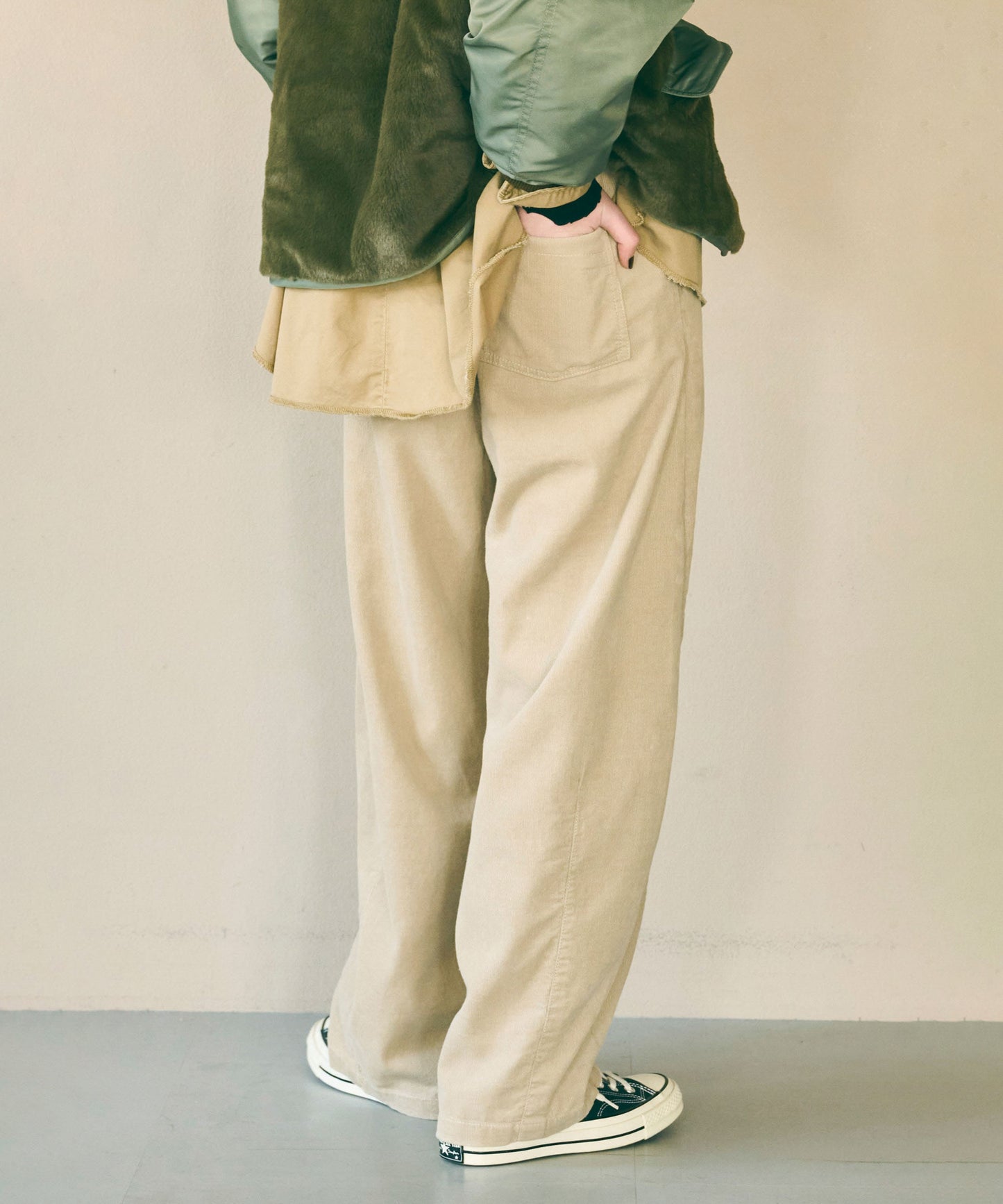 OVAL CORD TROUSERS / MIL26FPT3263