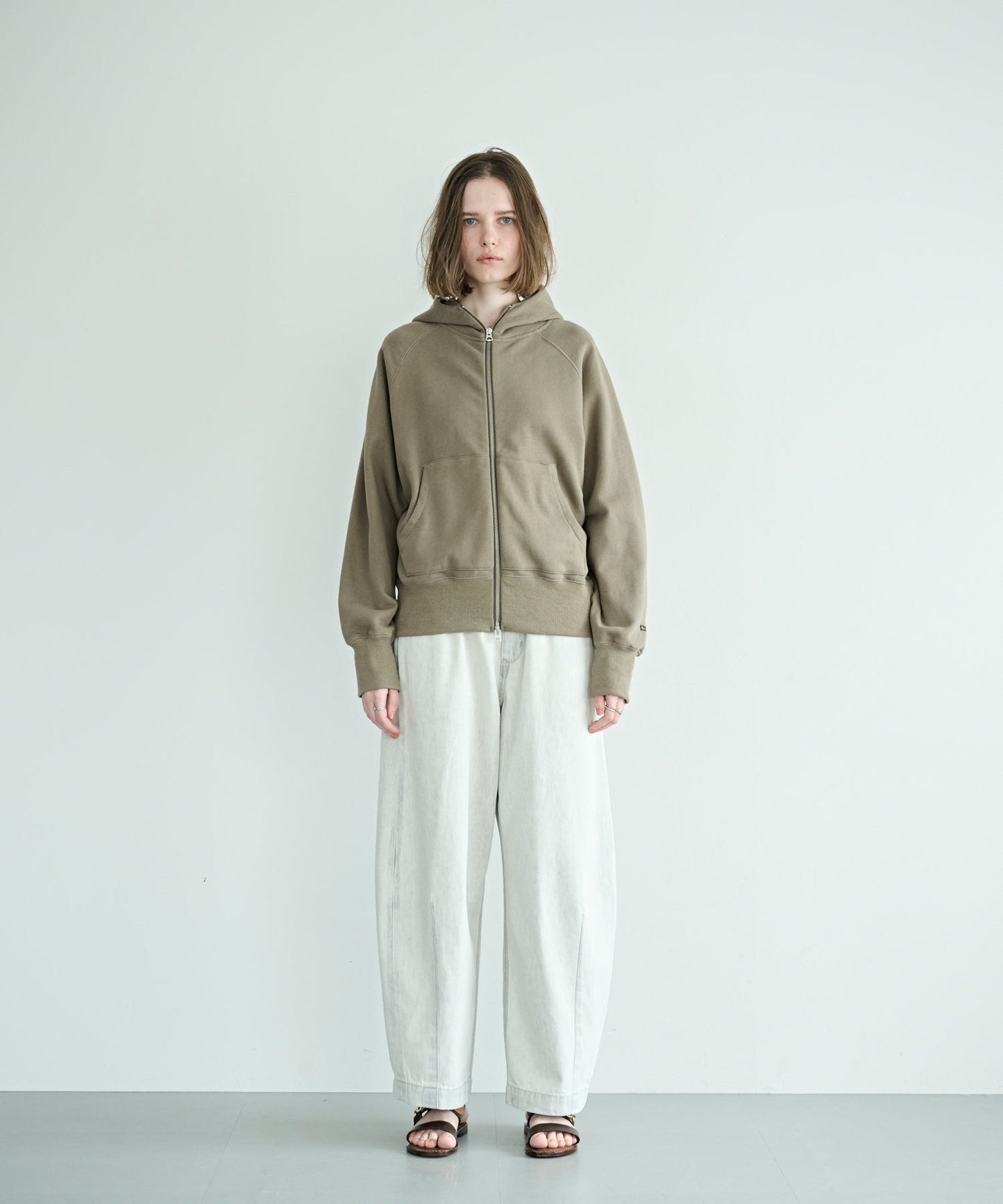 ZIP UP HOODIE / MIL26HCS3474