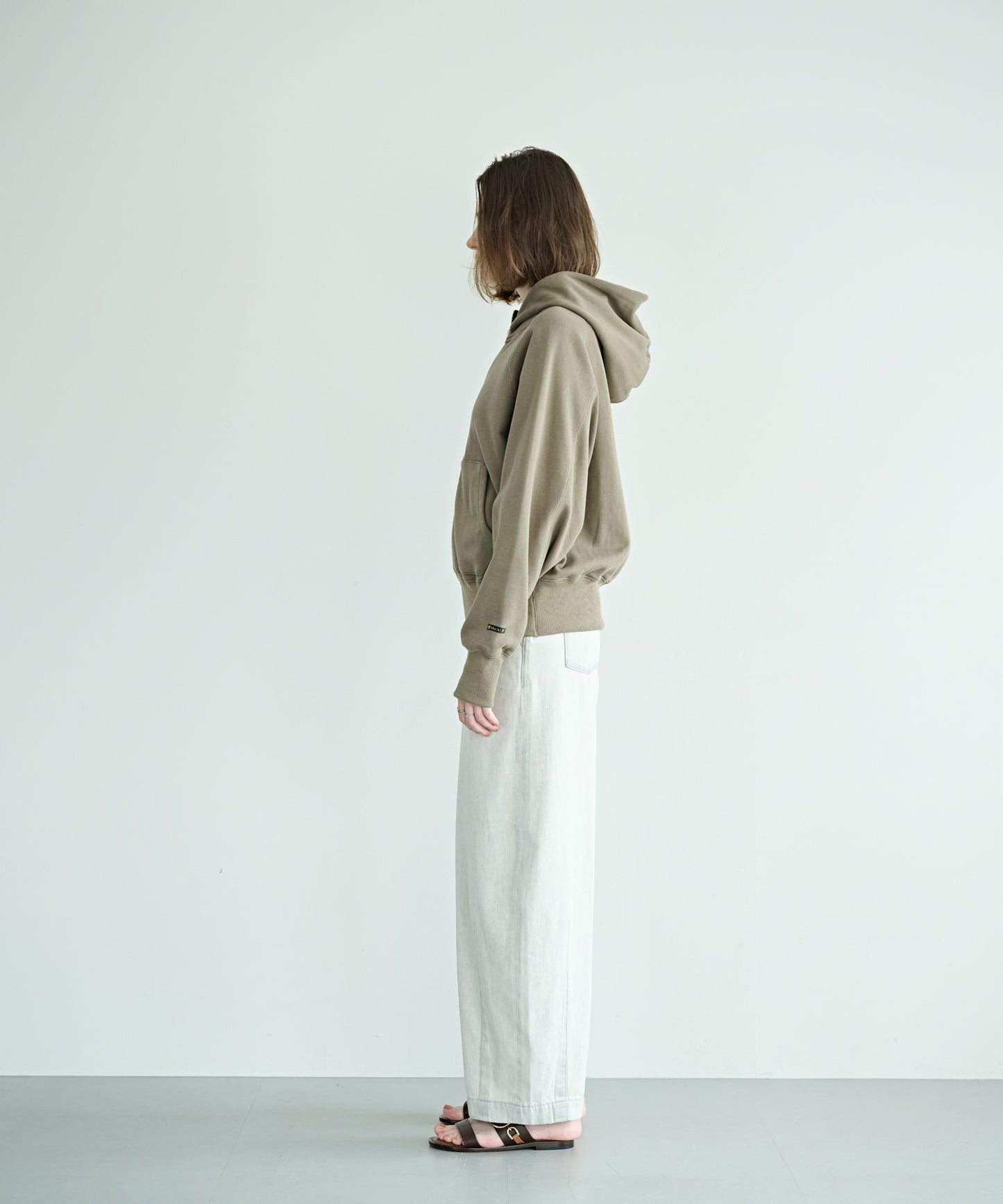ZIP UP HOODIE / MIL26HCS3474