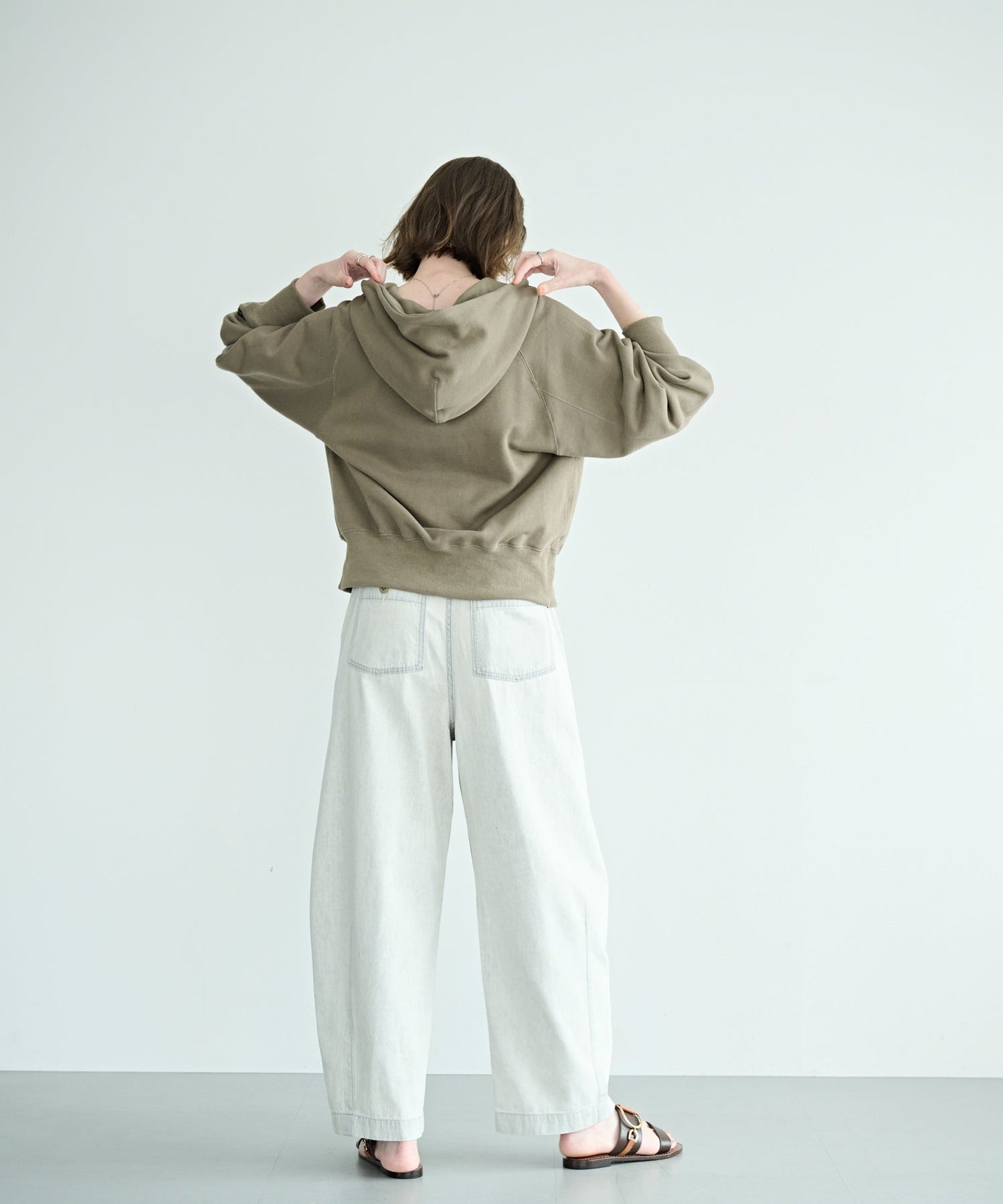 ZIP UP HOODIE / MIL26HCS3474