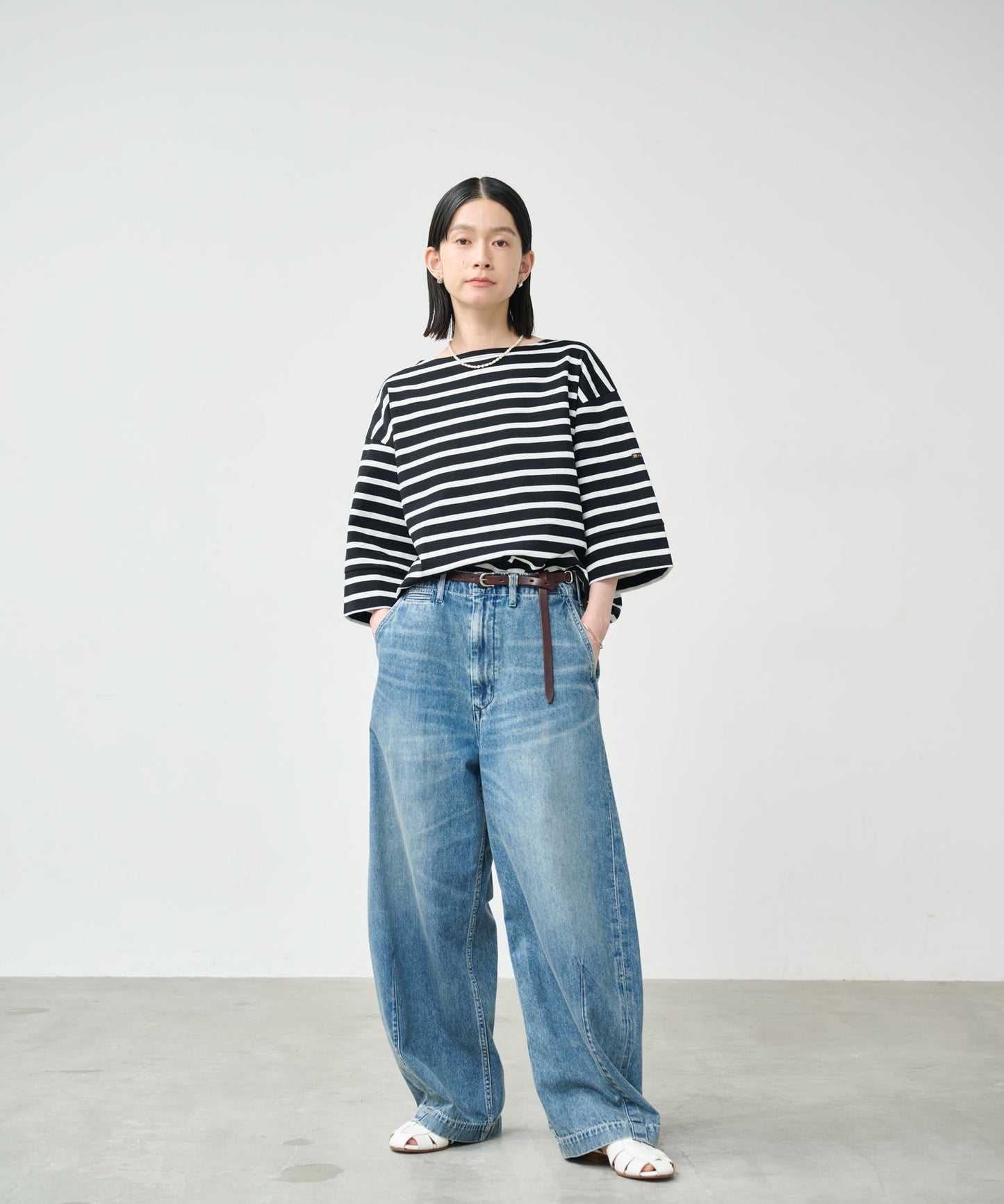 BACK HEM LINE BASQUE SHIRTS / MIL26HCS3477