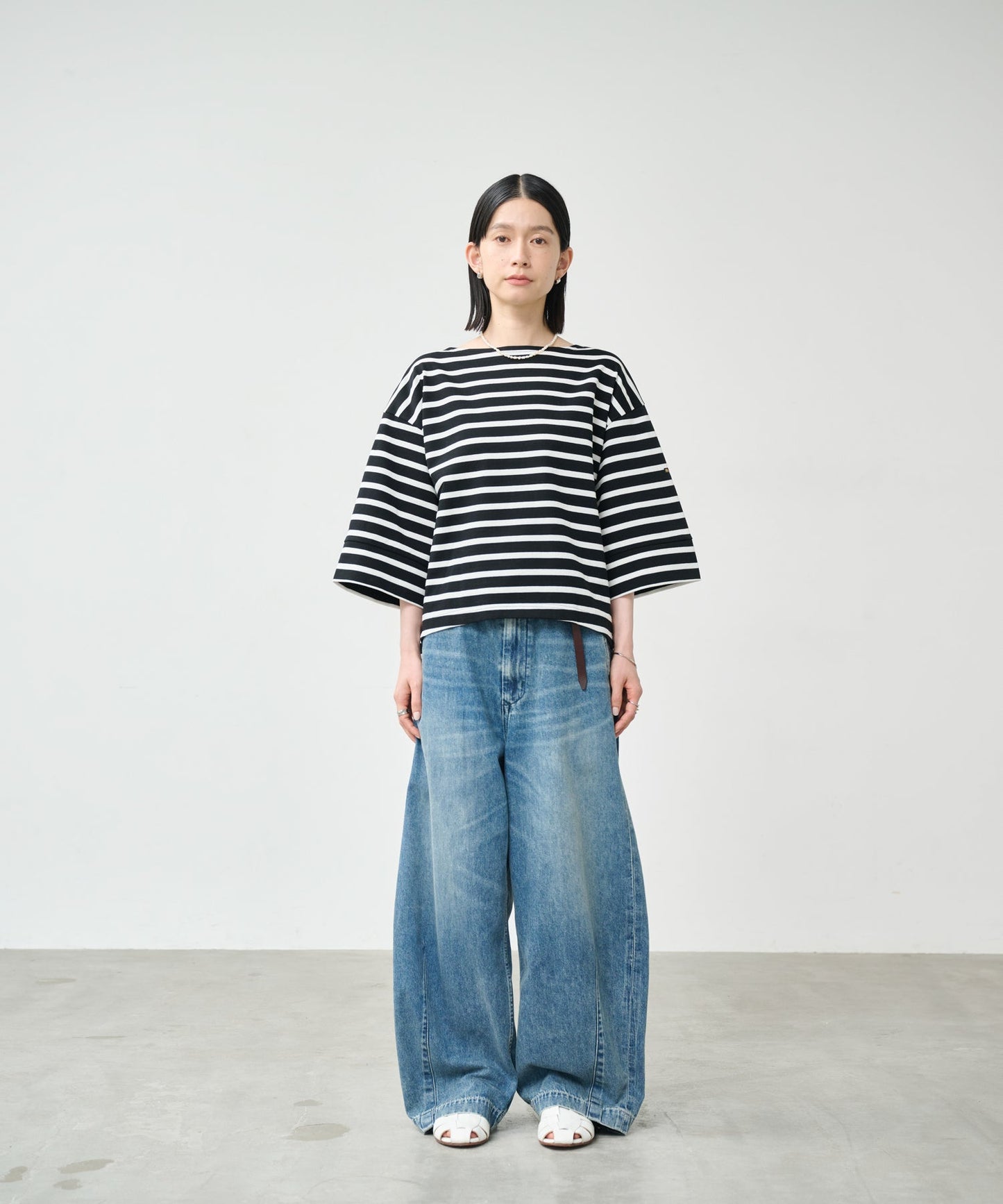 BACK HEM LINE BASQUE SHIRTS / MIL26HCS3477