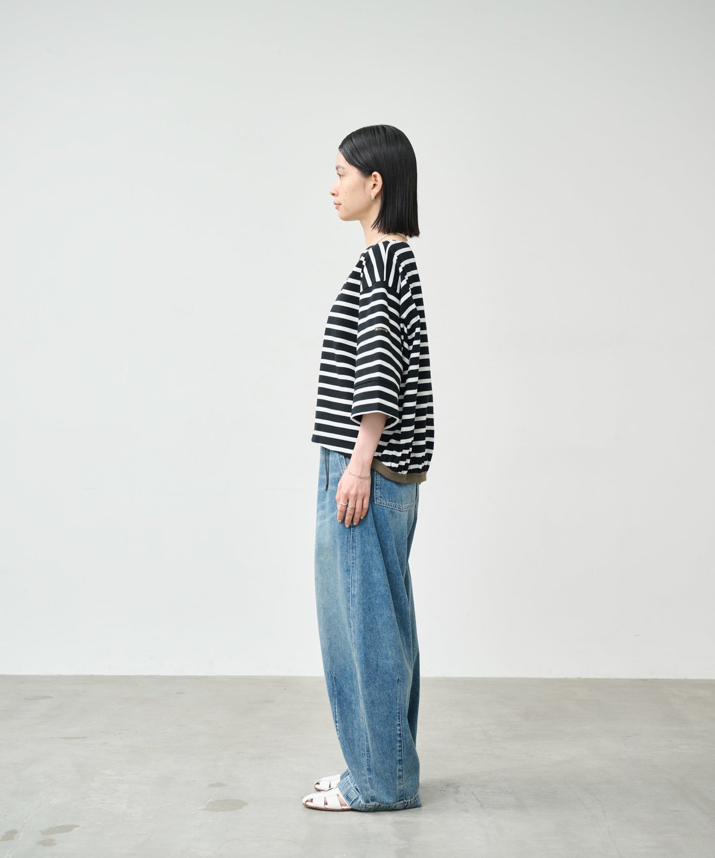 BACK HEM LINE BASQUE SHIRTS / MIL26HCS3477