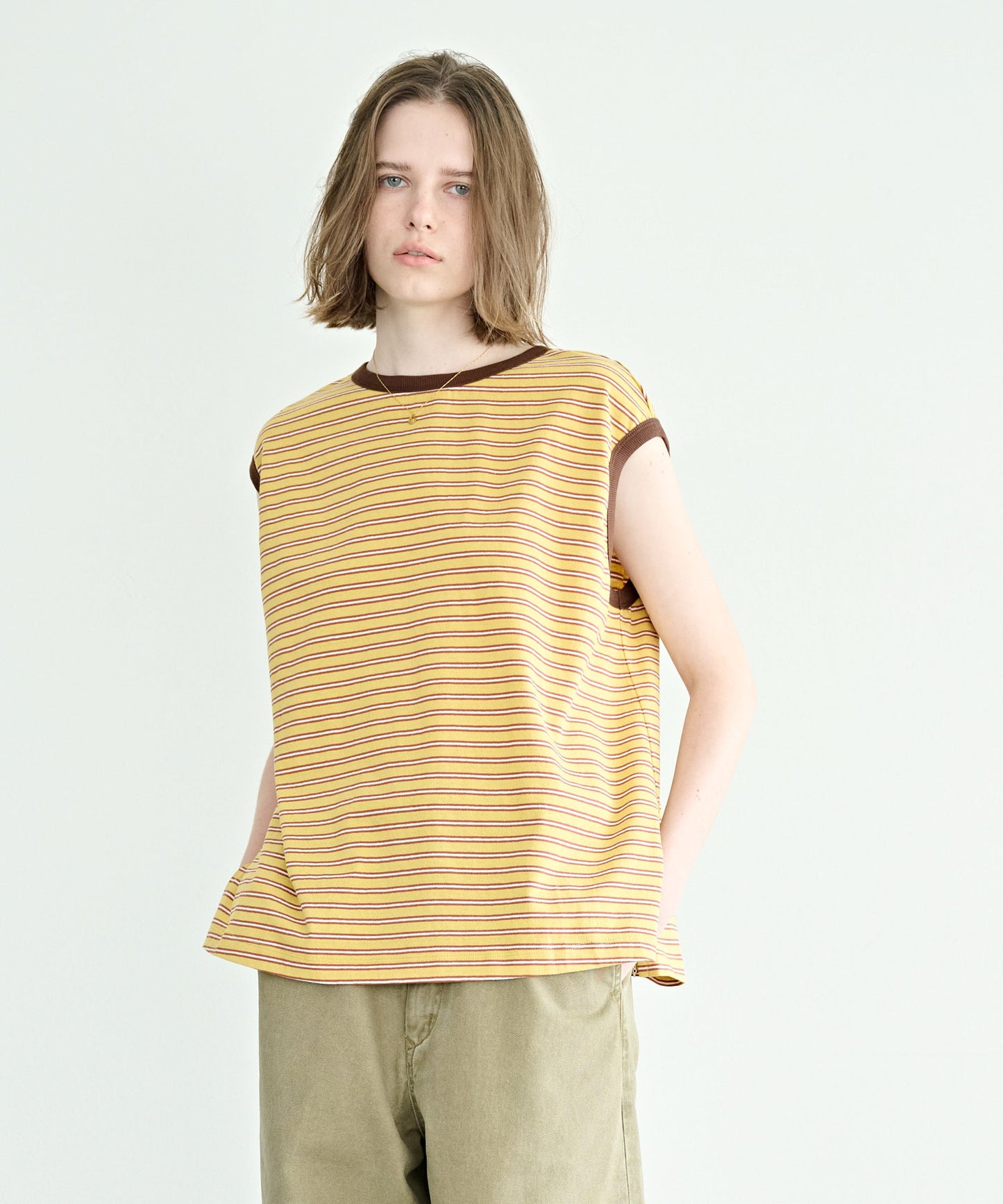 MULTI STRIPED SLEEVELESS TOP / MIL26HCS3482