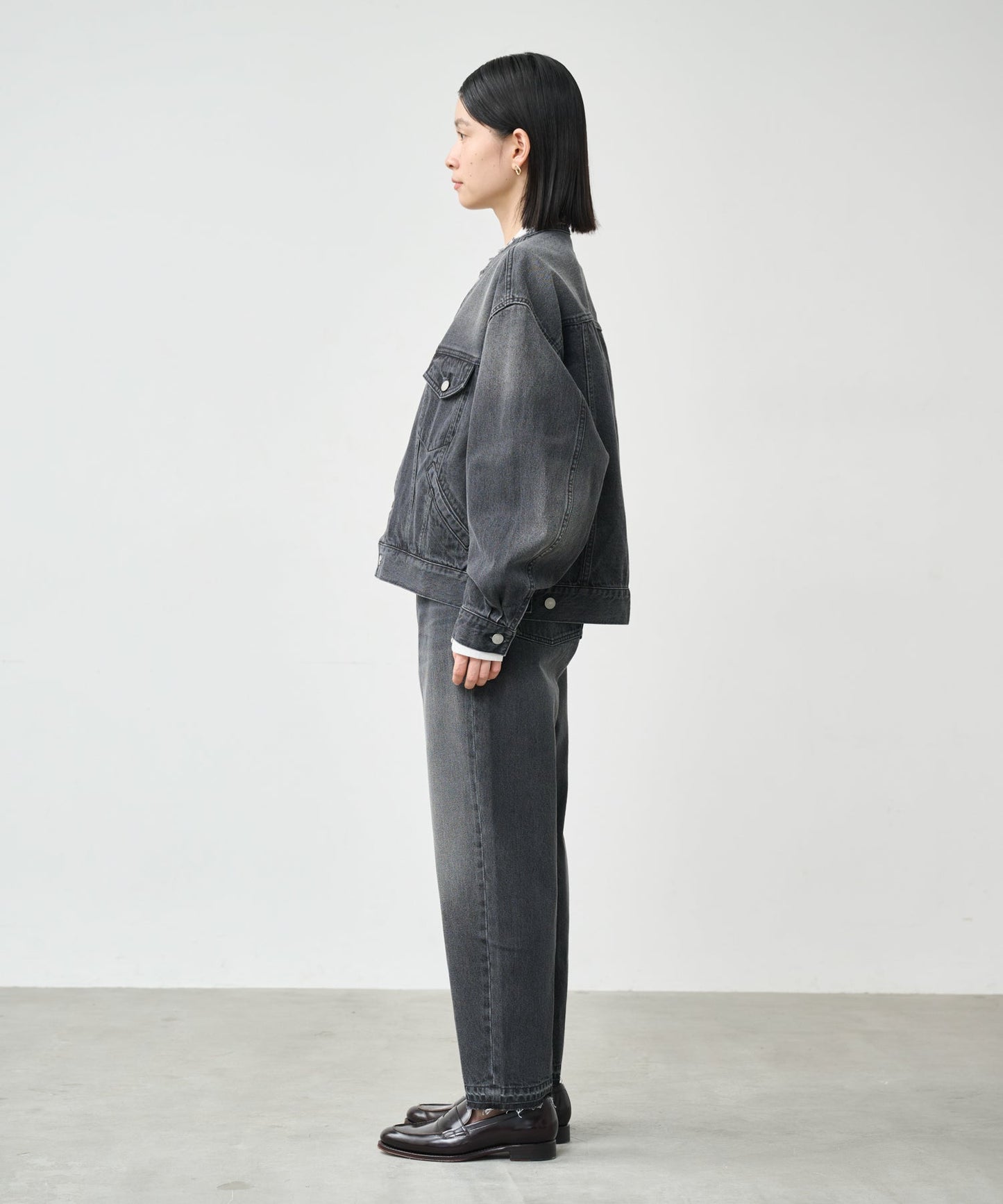 CUT OFF COLLAR DENIM JKT / MIL26HJK3245