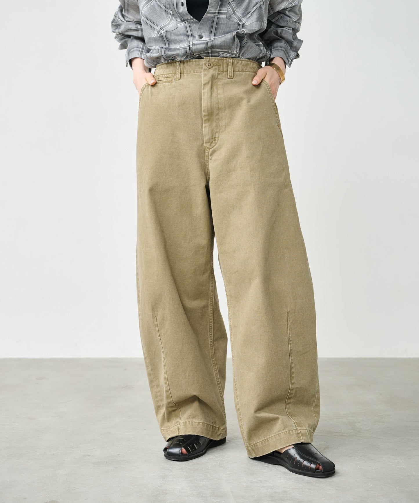 OVAL WIDE TROUSERS / MIL26HPT3250